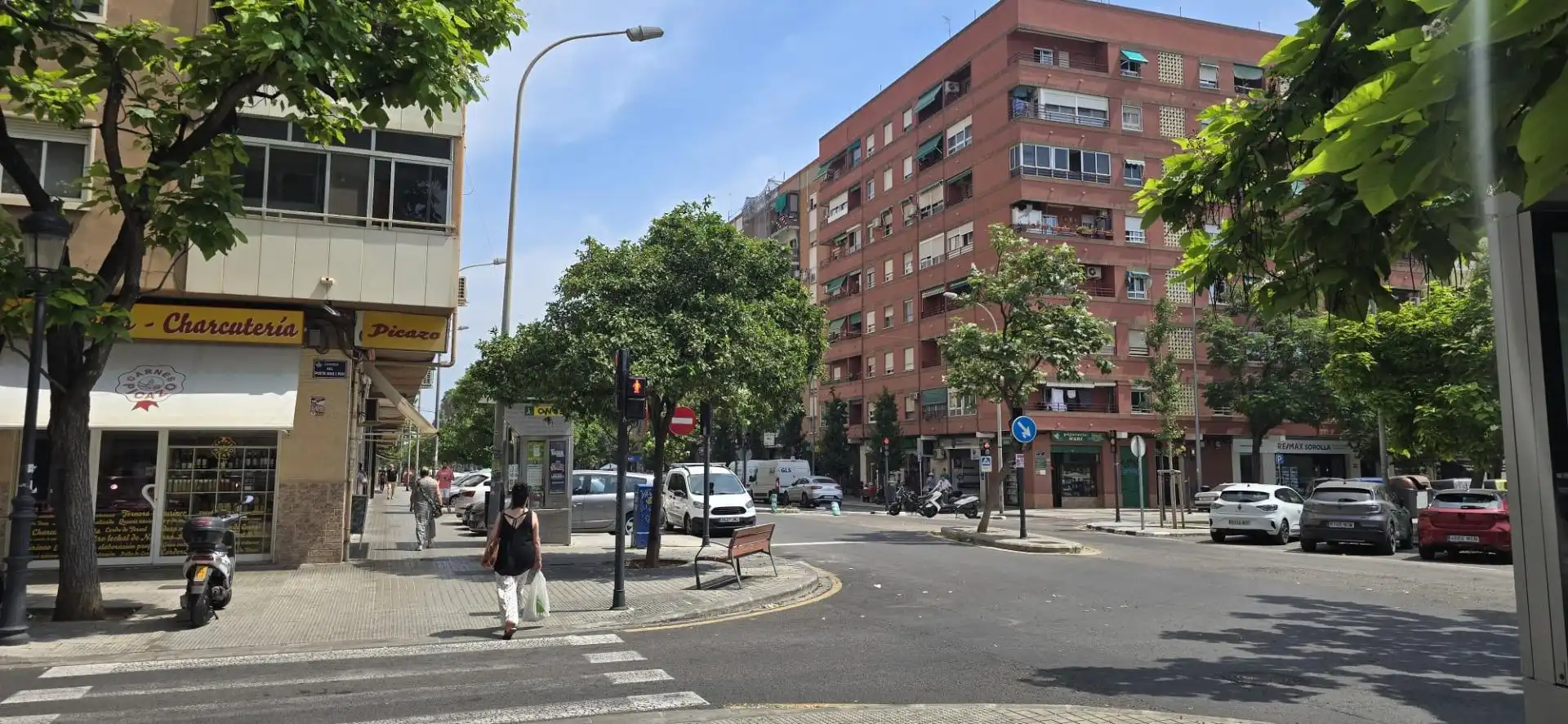 Vista exterior de Local en venda en Valencia
