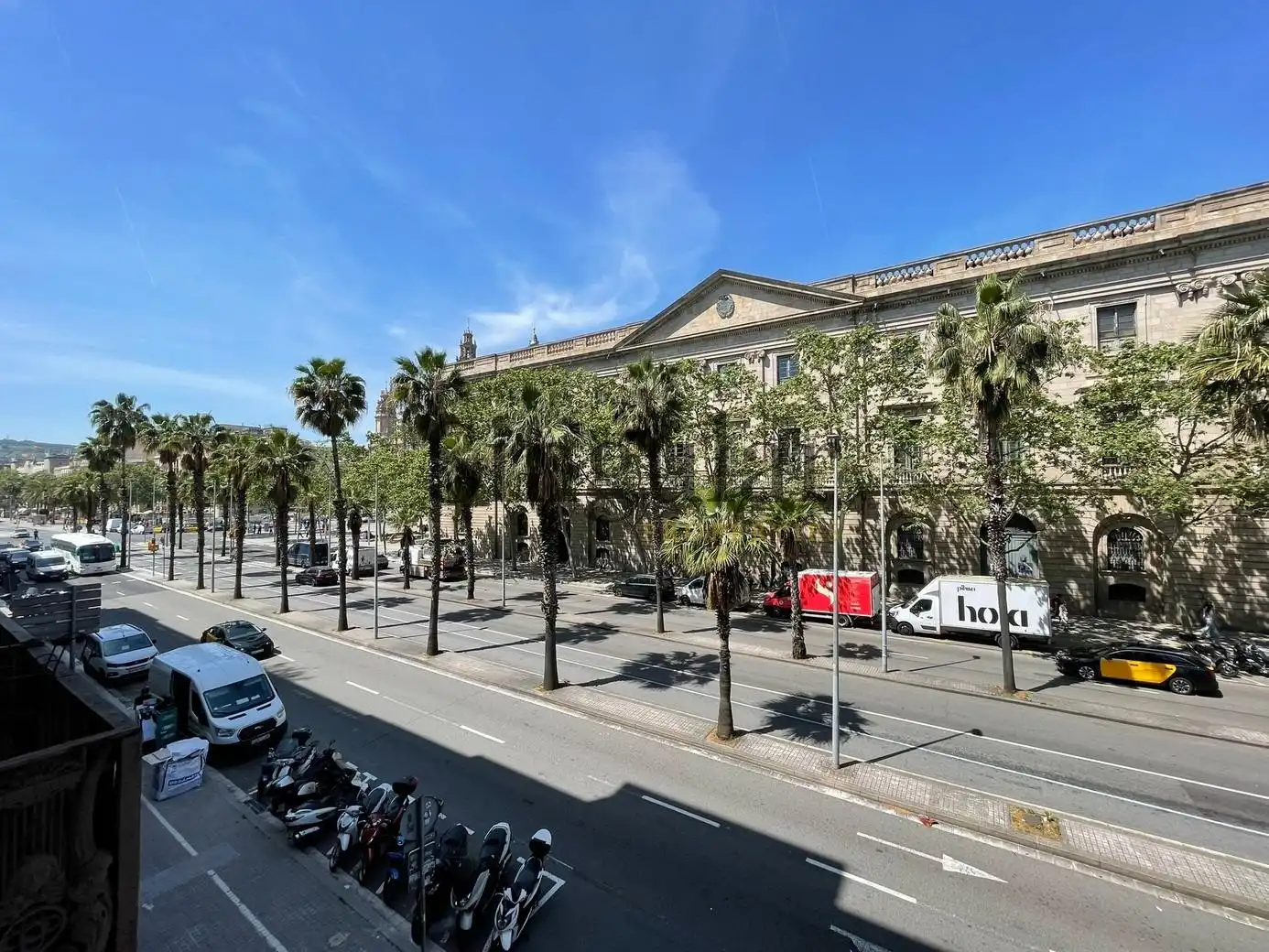 Außenansicht von Büro zur Miete in Barcelona