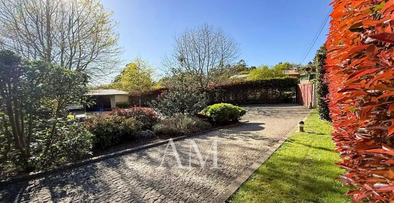Vista exterior de Casa o chalet en venta en Vigo  con Calefacción, Jardín privado y Terraza
