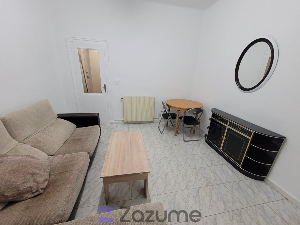 Habitación de Piso de alquiler en Segovia Capital con Calefacción, Amueblado y Lavadora