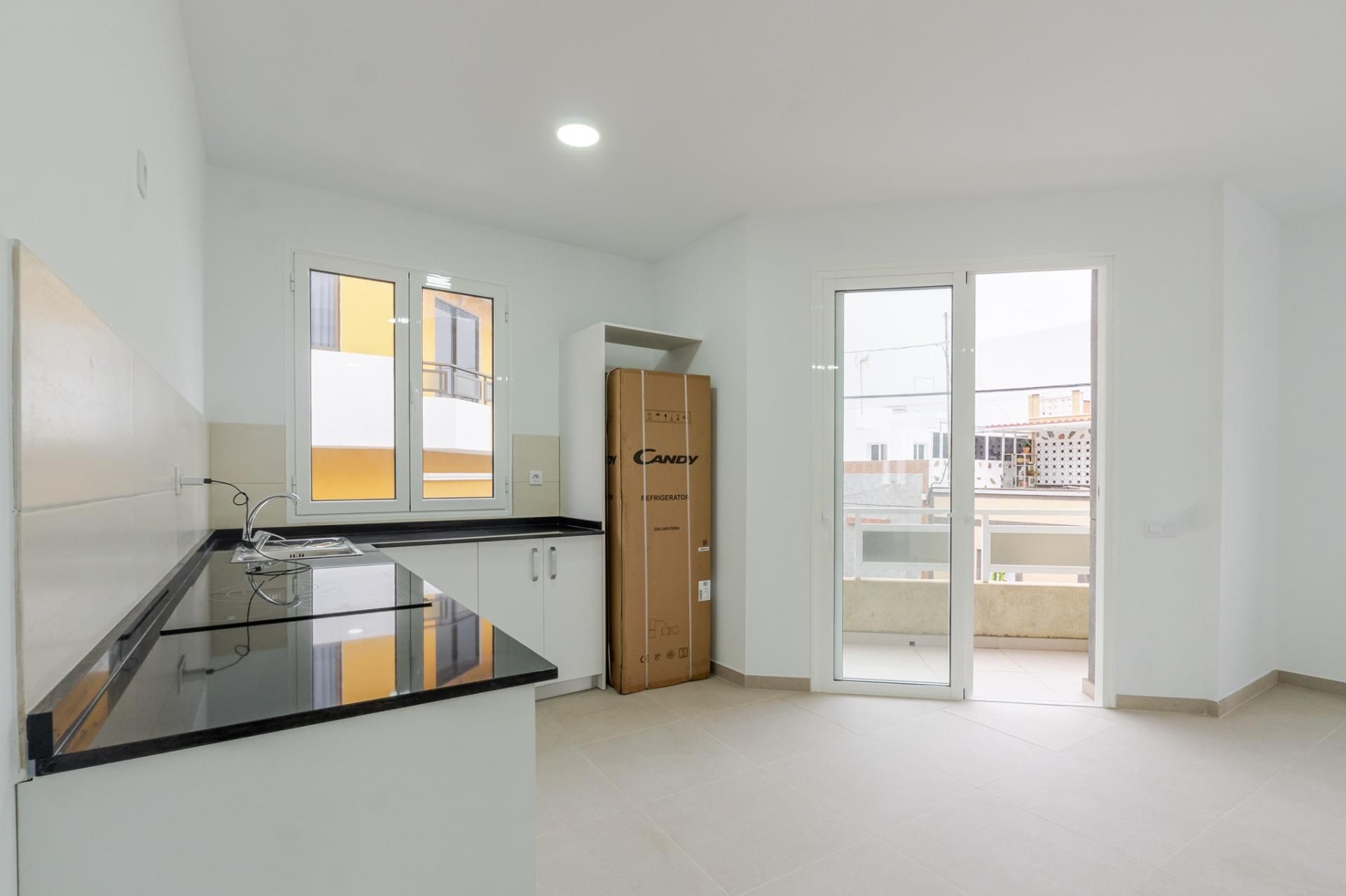 Cuina de Pis en venda en Moya (Las Palmas) amb Terrassa, Traster i Balcó