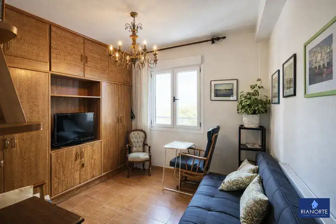 Sala de estar de Piso en venta en Gozón con Calefacción, Trastero y Amueblado