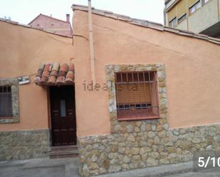 Vista exterior de Casa o xalet en venda en Peralejos de las Truchas
