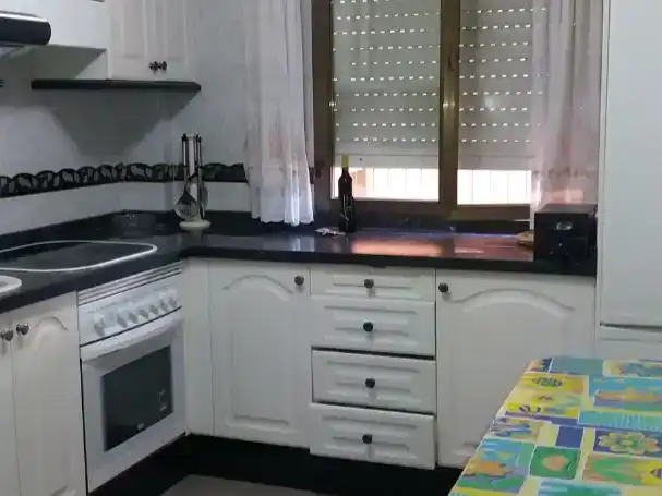 Cocina de Piso de alquiler en Sahagún con Parquet, Trastero y Amueblado