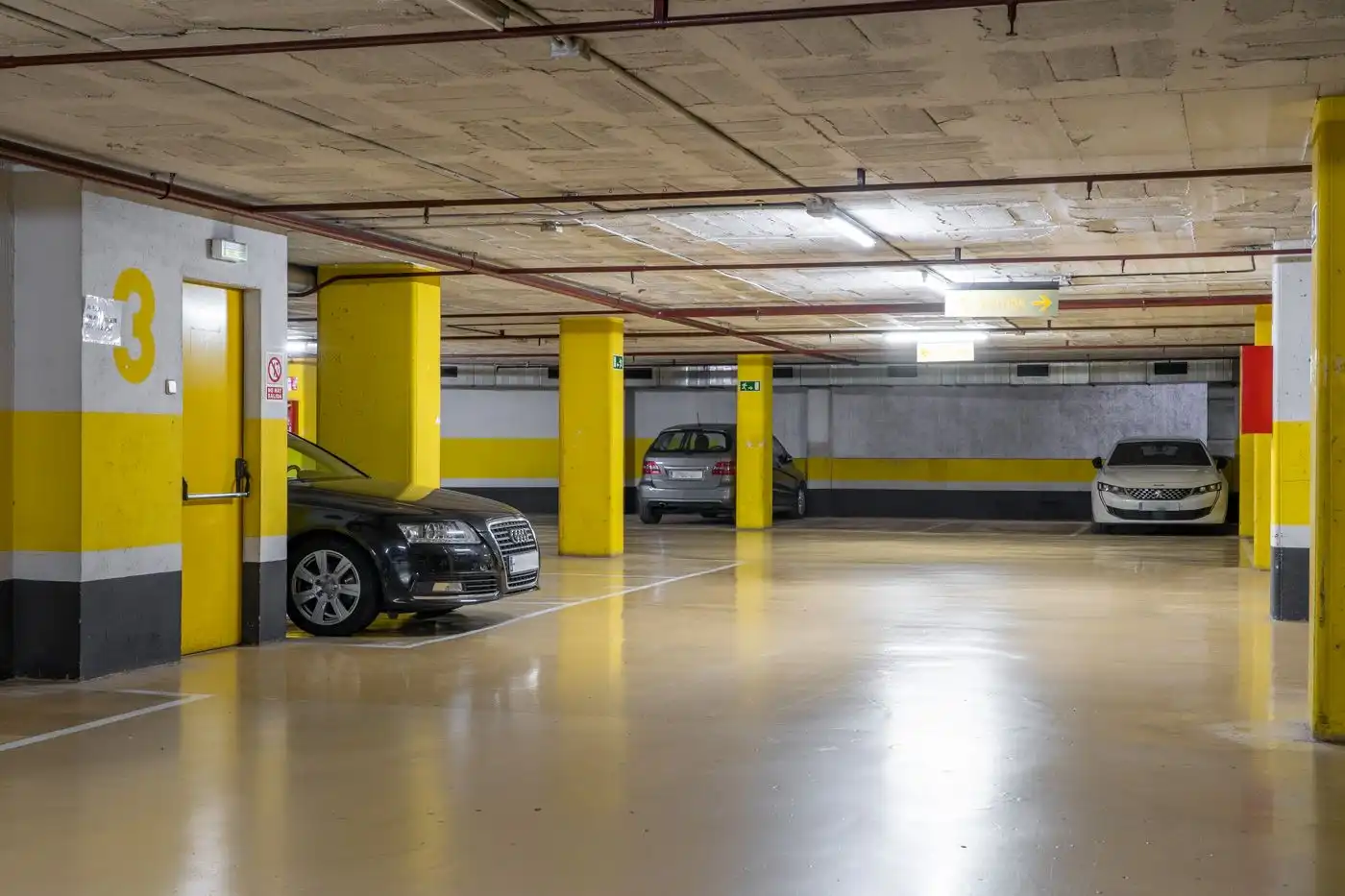 Parkplatz von Garage zur Miete in Barcelona
