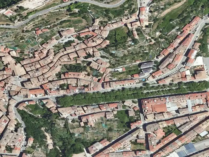 Wohnbaugrundstück zum Verkauf in Berga, imagen 2