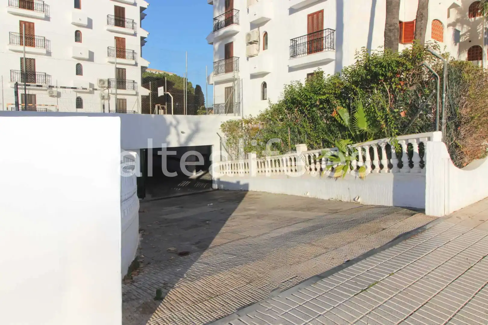 Außenansicht von Garage zum Verkauf in L'Alfàs del Pi