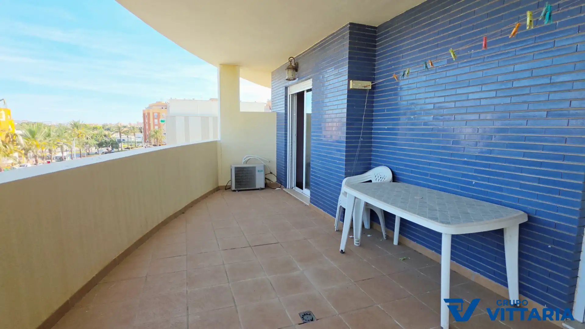 Terraza de Piso en venta en Roquetas de Mar con Aire acondicionado, Terraza y Amueblado
