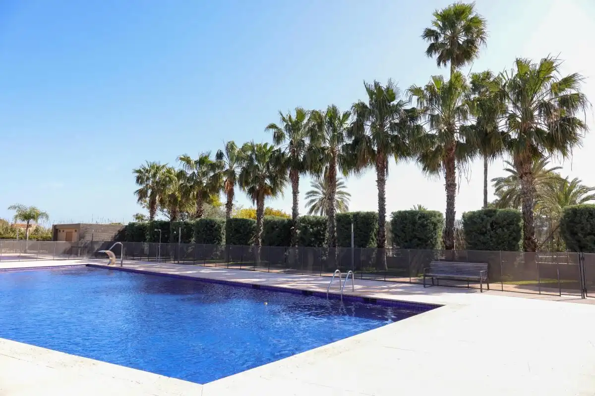 Apartamento con piscina en venta en Centro Urbano, imagen 16