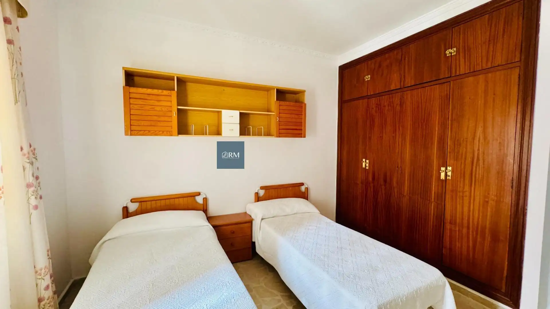 Dormitori de Casa o xalet en venda en Sanlúcar de Barrameda amb Jardí privat, Terrassa i Traster