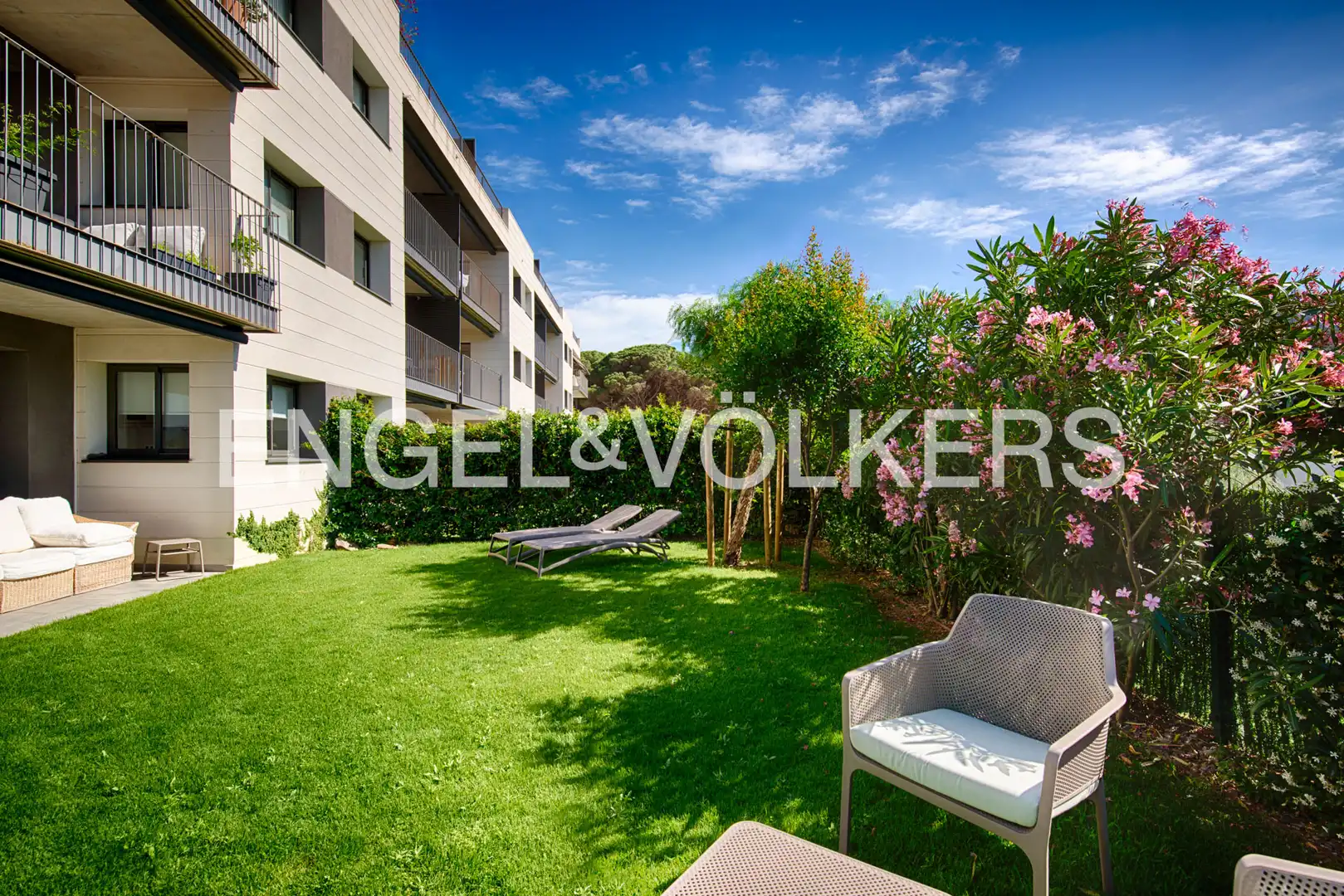 Terrassa de Planta baixa en venda en El Port de la Selva amb Aire condicionat, Calefacció i Jardí privat