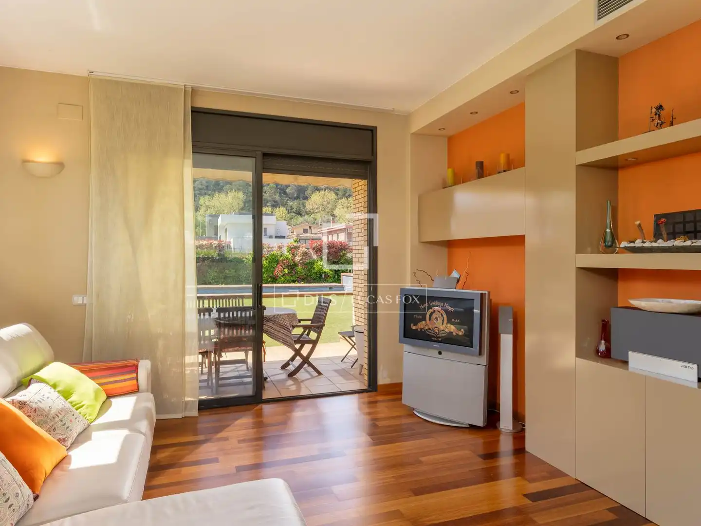 Living room of Houses for sale in Sarrià de Ter  with Air Conditioner, Heating and Private garden
