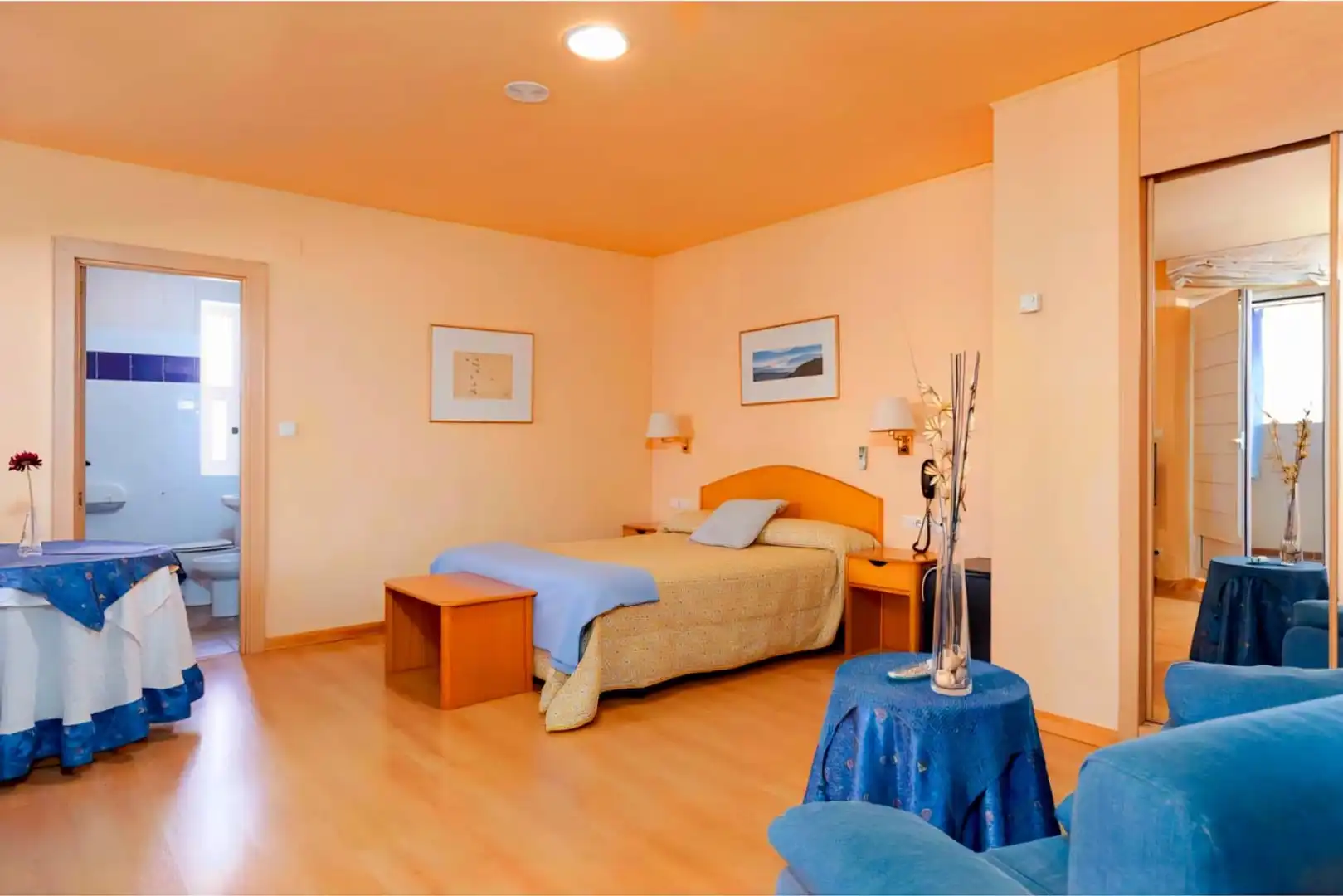 Bedroom of Buildings for sale in Ayerbe