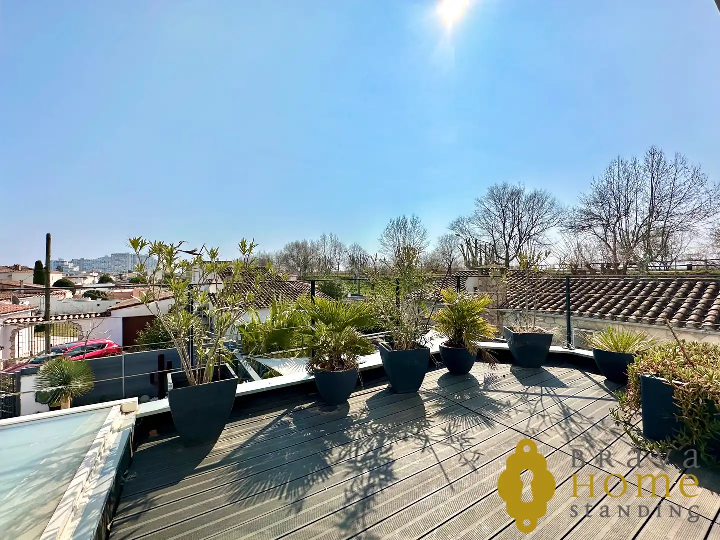 Terrasse von Haus oder Chalet zum Verkauf in Empuriabrava mit Klimaanlage, Heizung und Privatgarten