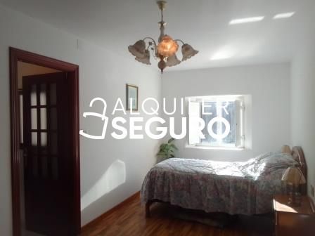 Dormitori de Pis de lloguer en Curtis amb Traster i Moblat