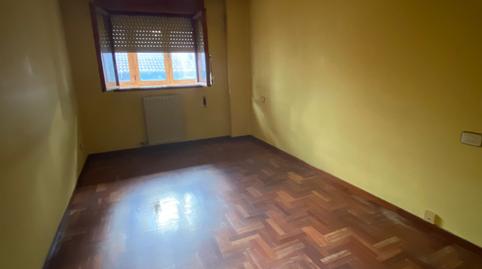 Foto 4 de Pis en venda a Calle Ramón Alonso Riesgo, Sama, Langreo