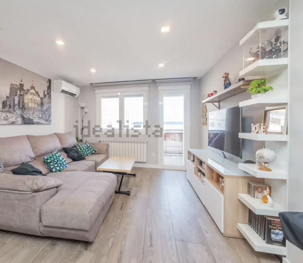 Sala d'estar de Apartament en venda en Fuenlabrada amb Aire condicionat, Calefacció i Parquet