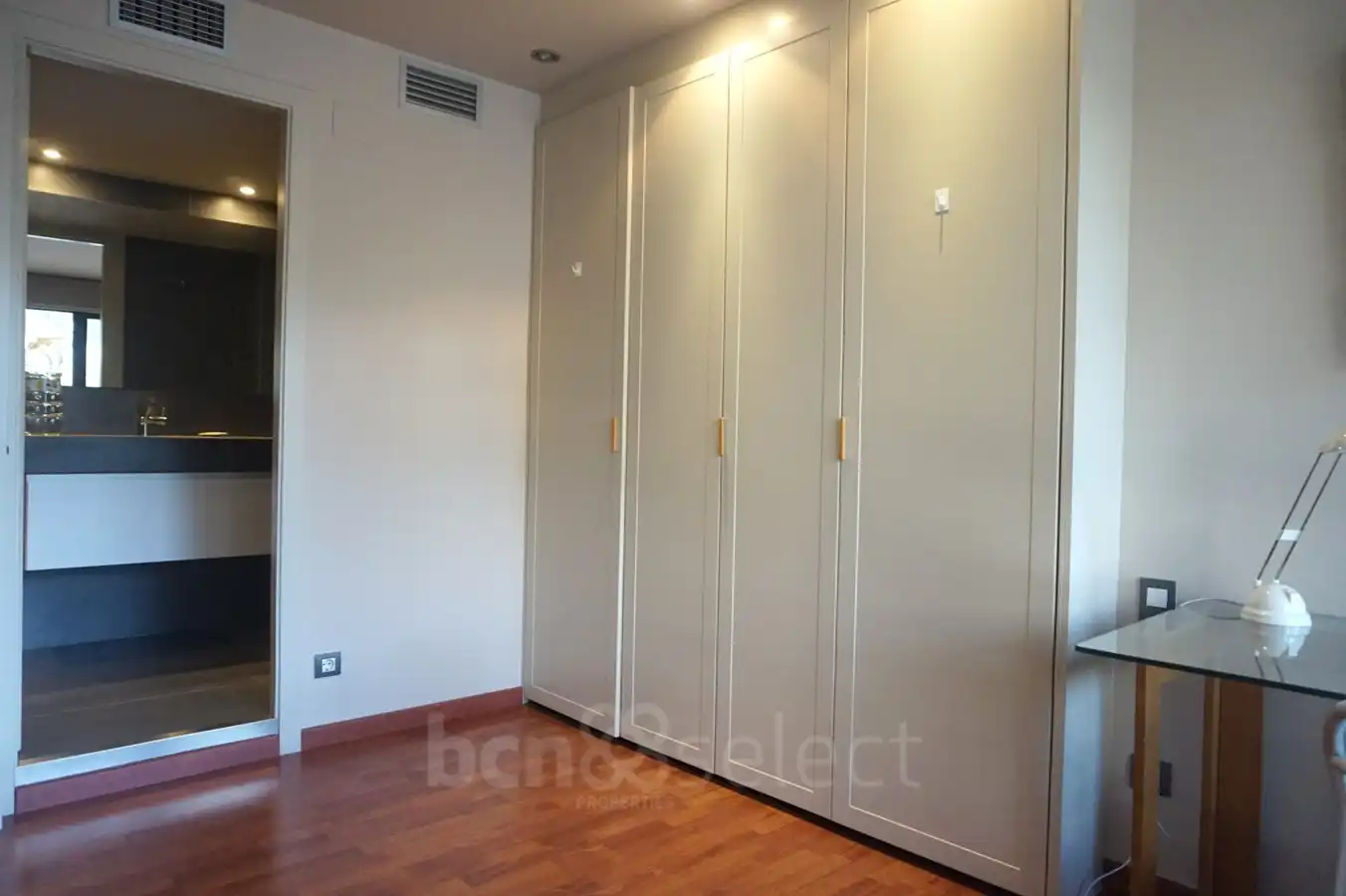 Dormitori de Pis en venda en Barcelona amb Aire condicionat, Calefacció i Parquet