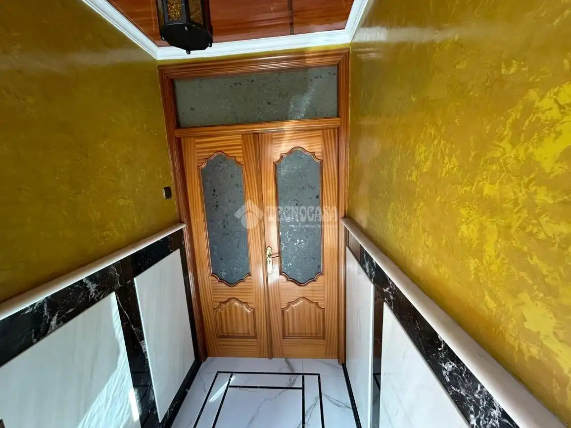 Casa adosada en venta en Antequera con Terraza