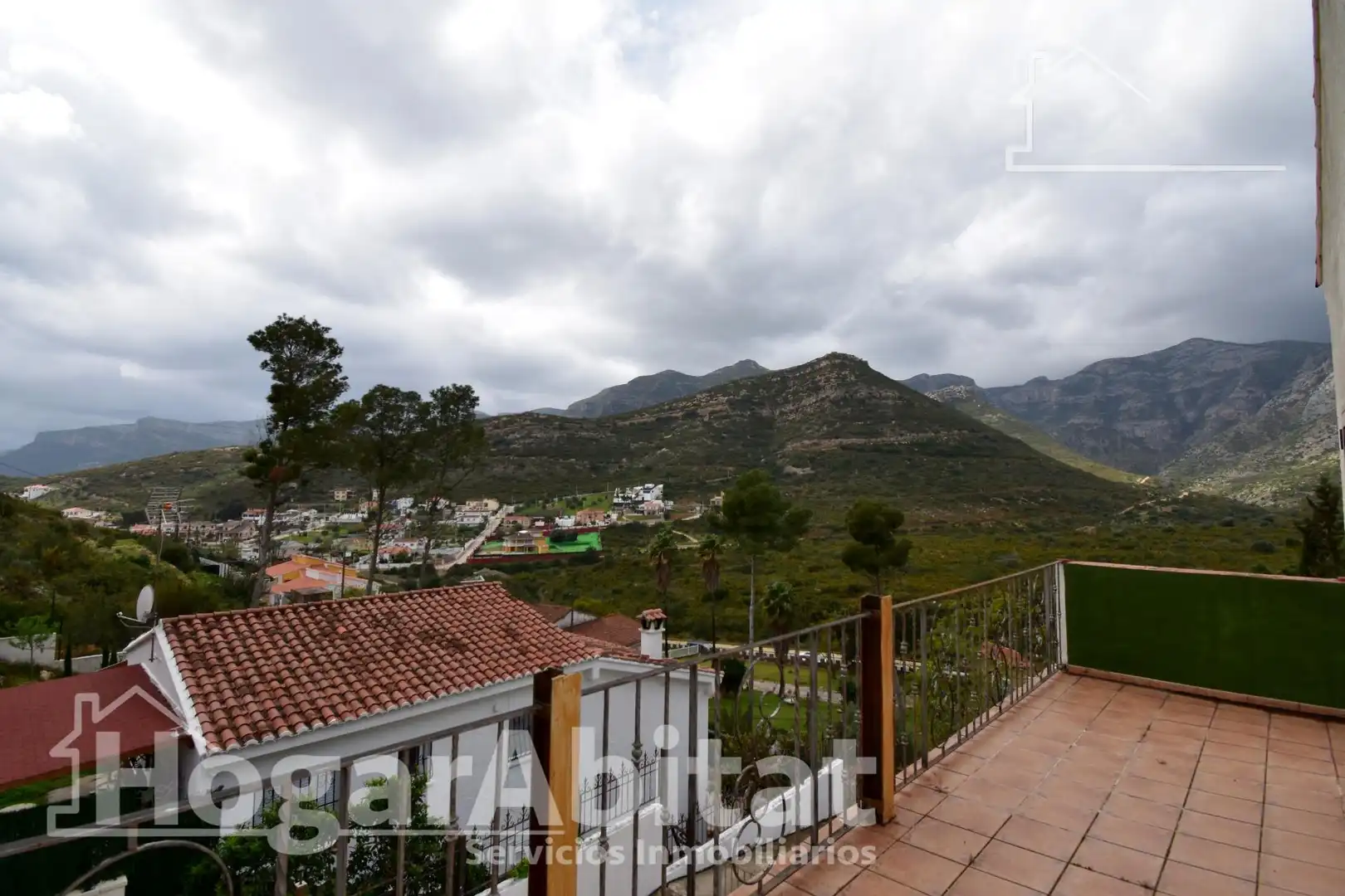 Vista exterior de Casa o chalet en venta en Gandia con Calefacción, Jardín privado y Terraza