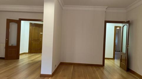 Foto 4 de Pis de lloguer a Avenida Gran Vía Juan Carlos I, Gran Via, La Rioja