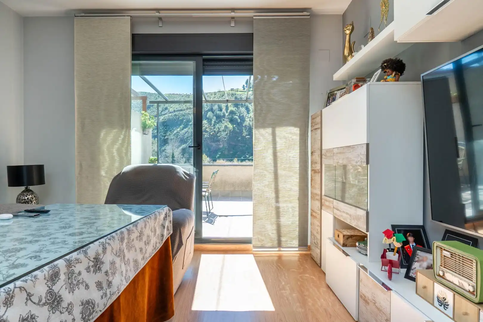 Cuina de Casa o xalet en venda en Granada amb Calefacció, Terrassa i Traster