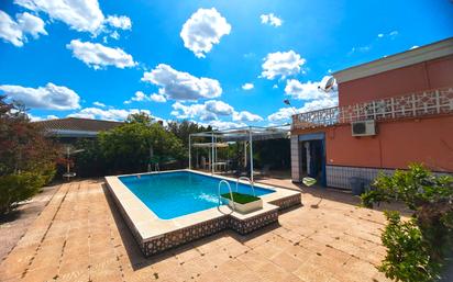 Piscina de Casa o xalet en venda en Espartinas amb Aire condicionat, Jardí privat i Piscina