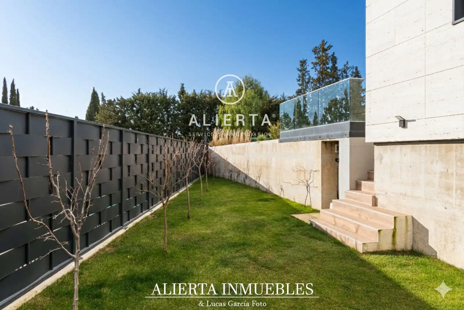 Vista exterior de Casa o chalet en venta en Zaragoza con Aire acondicionado, Calefacción y Trastero
