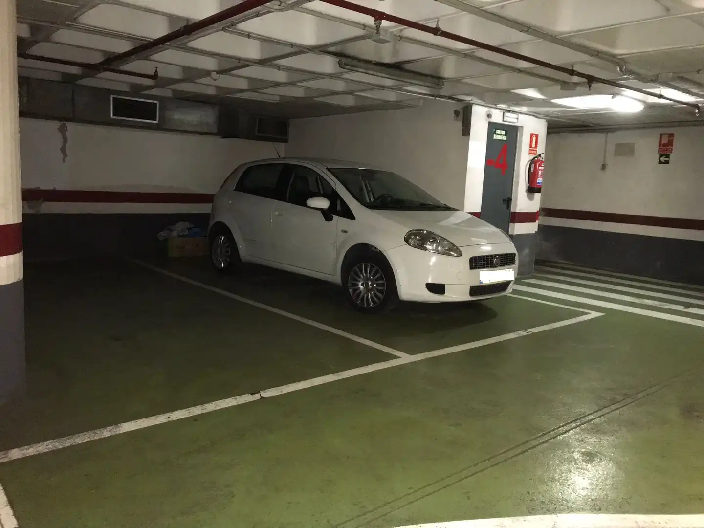 Parcheggio con ascensore in vendita a Plaça d'Urquinaona 7, imagen 4