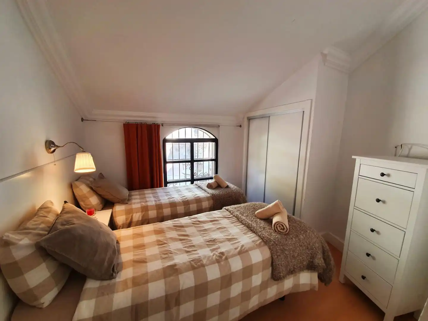 Habitación de Finca rústica en venta en Setenil de las Bodegas