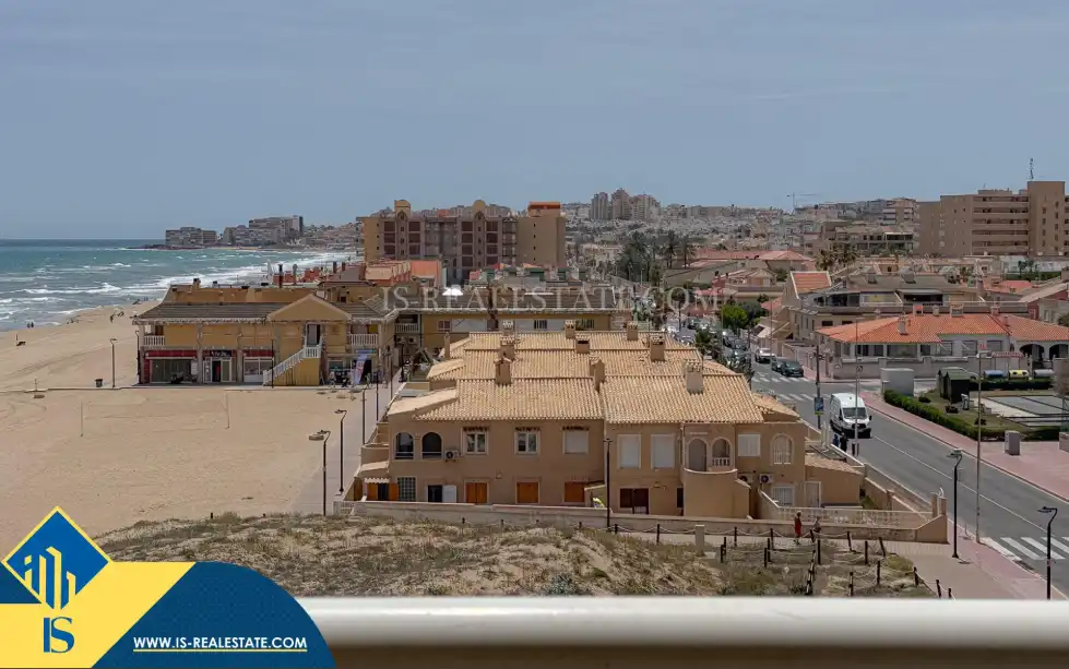 Piso con ascensor en venta en La Mata, imagen 3