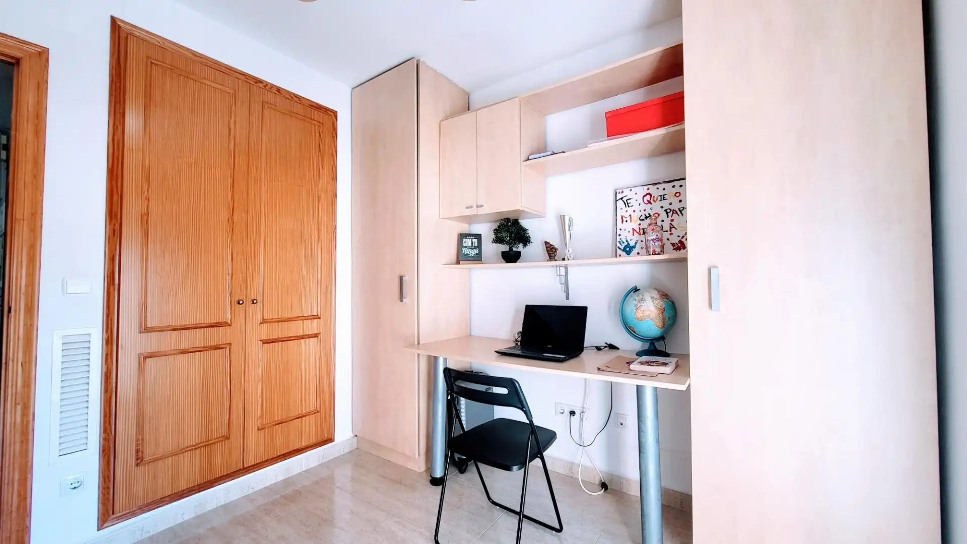 Schlafzimmer von Wohnung zum Verkauf in Daimús mit Klimaanlage, Heizung und Abstellraum