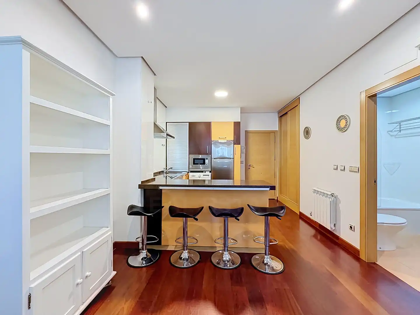 Cocina de Piso de alquiler en Vigo  con Calefacción