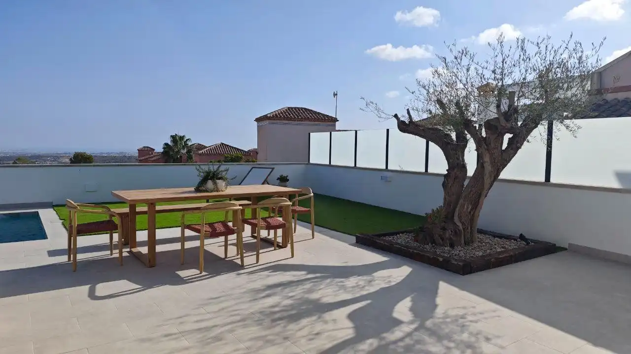 Chalet con piscina en venta en Calle de los Hernández, imagen 3
