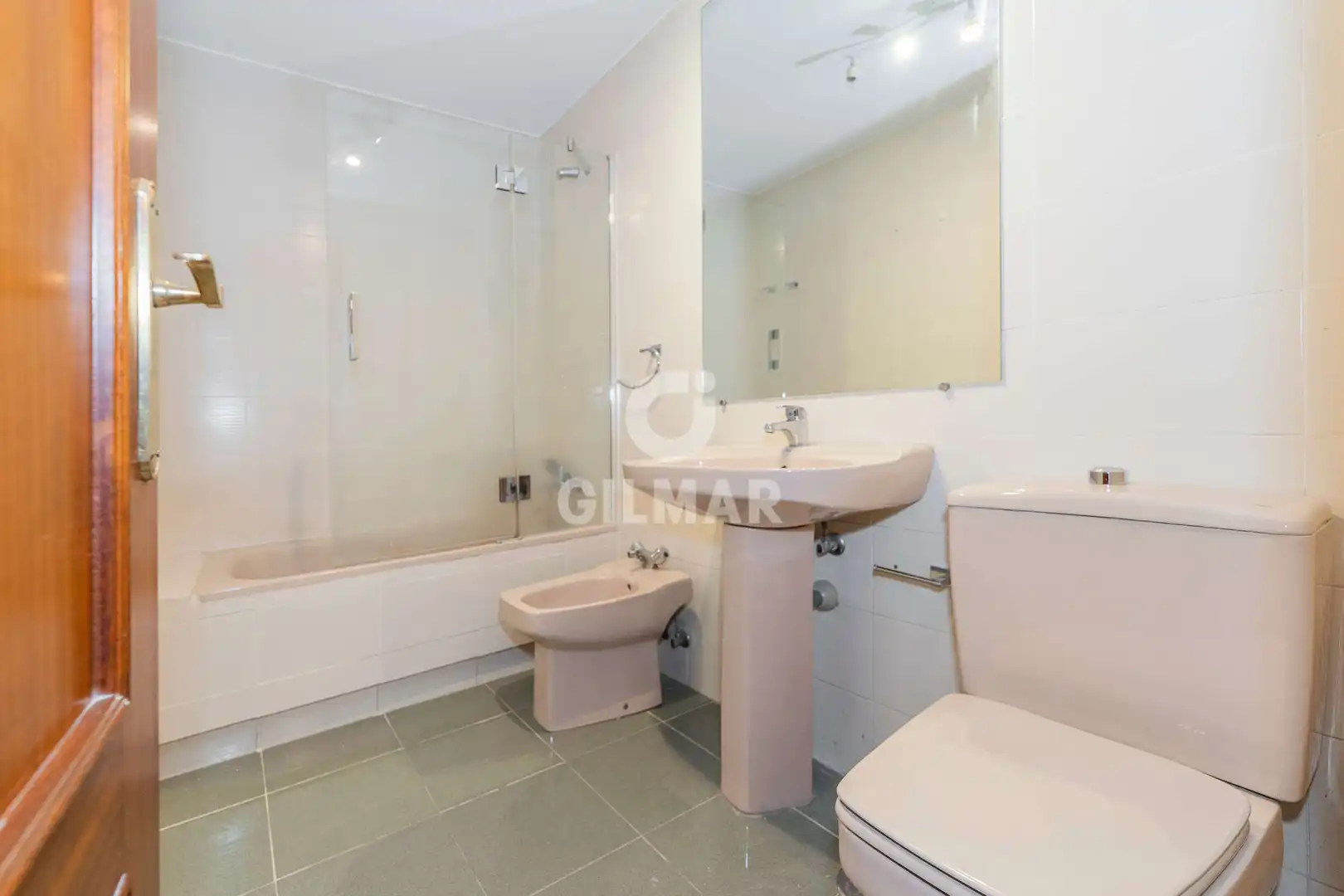 Badezimmer von Wohnung zum Verkauf in Pozuelo de Alarcón mit Heizung, Privatgarten und Abstellraum