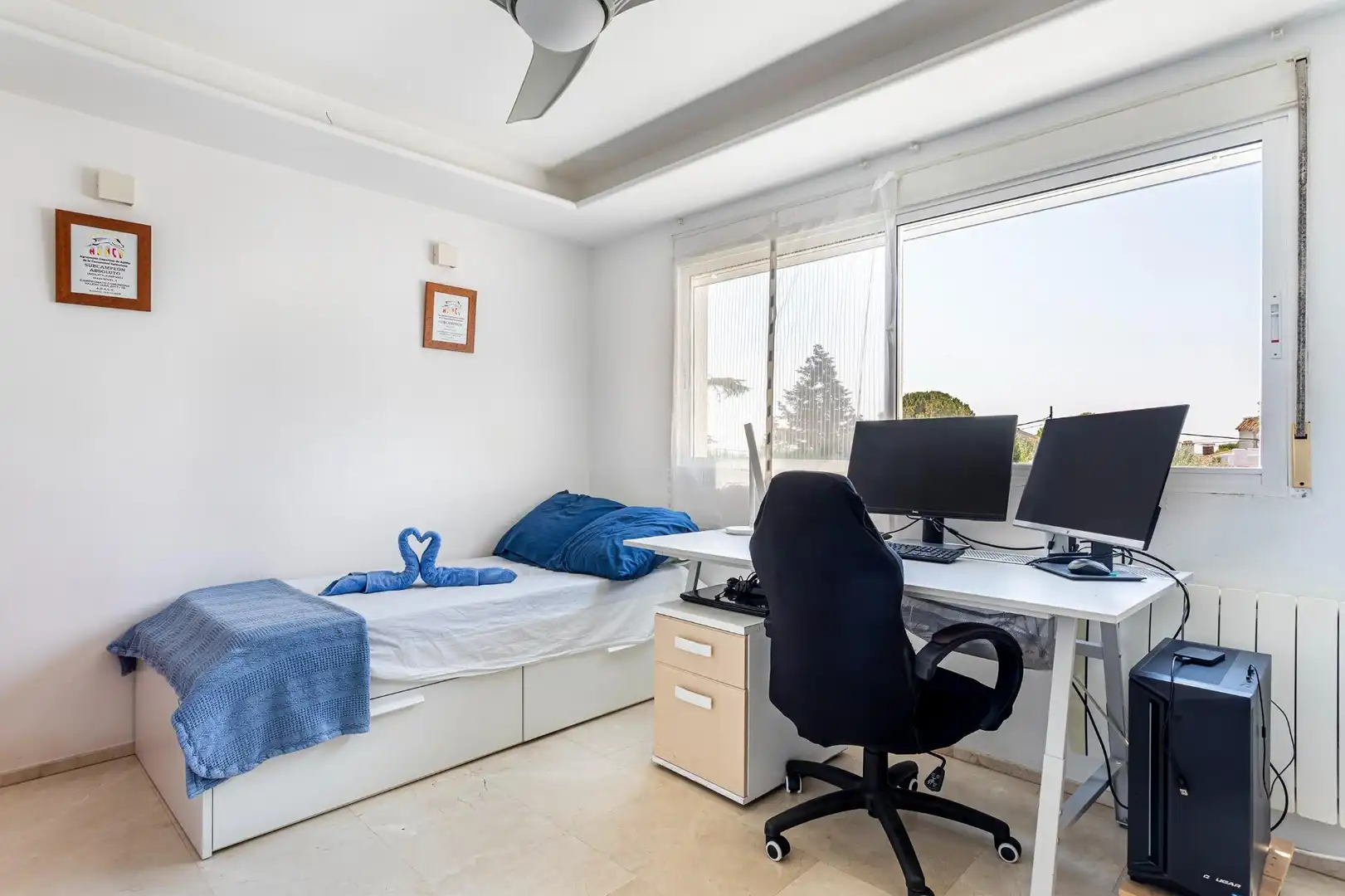 Habitación de Casa o chalet en venta en Torrent con Aire acondicionado, Calefacción y Jardín privado