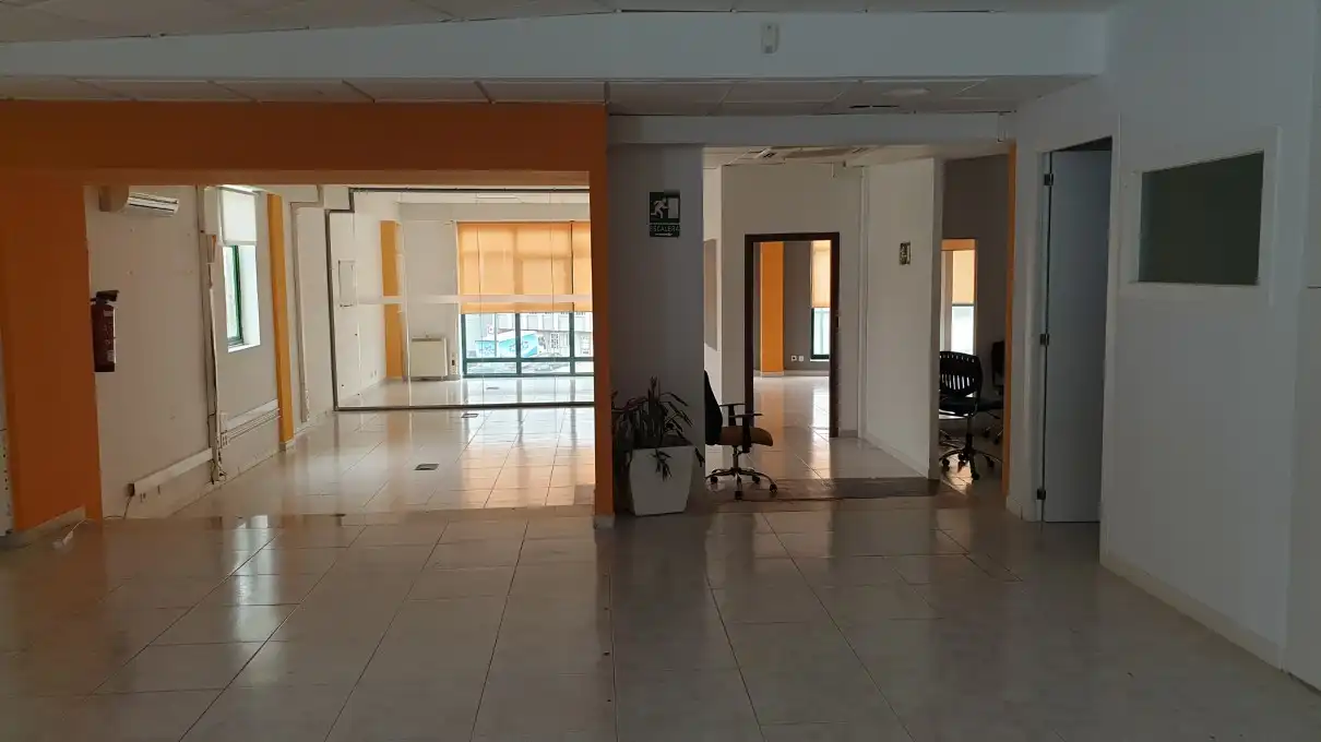 Ufficio con ascensore in affitto a Polígono Pocomaco, imagen 19