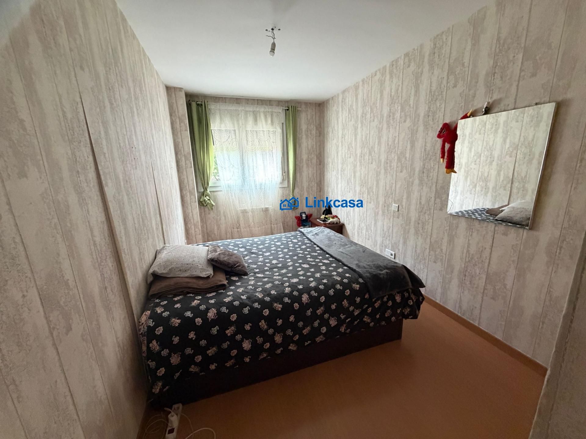 Habitación de Piso en venta en Getafe con Calefacción, Trastero y Balcón