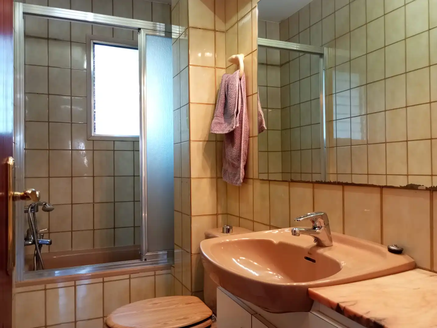 Bany de Pis en venda en Girona amb Aire condicionat, Calefacció i Forn