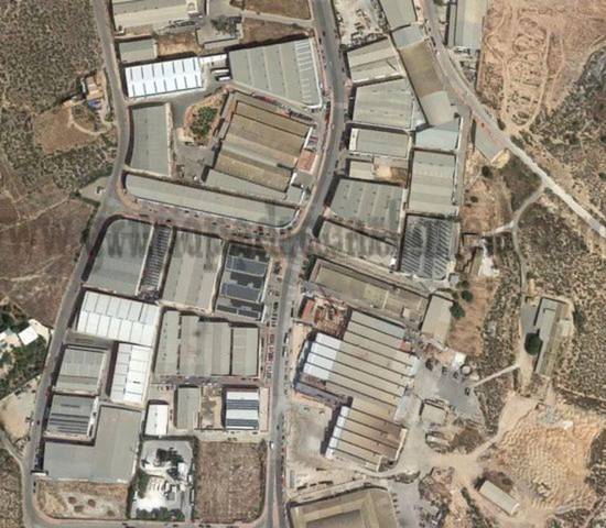 Nave industrial en Alquiler en Crevillent
