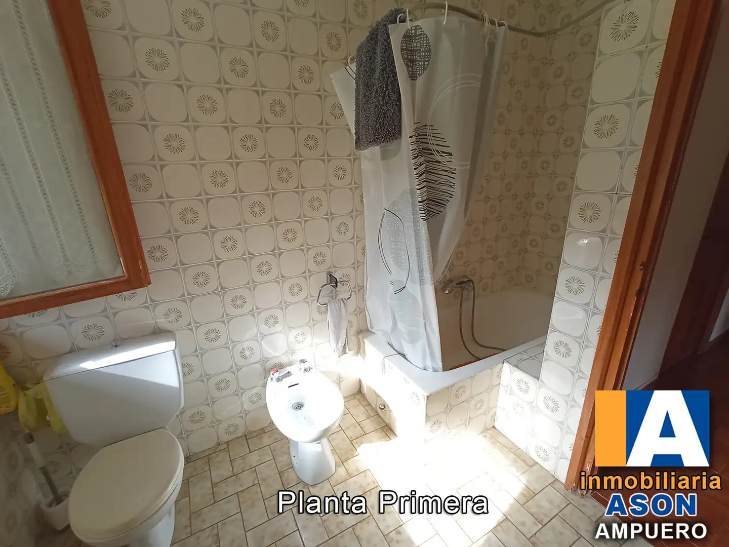 Baño de Casa o chalet en venta en Ampuero con Jardín privado, Parquet y Terraza