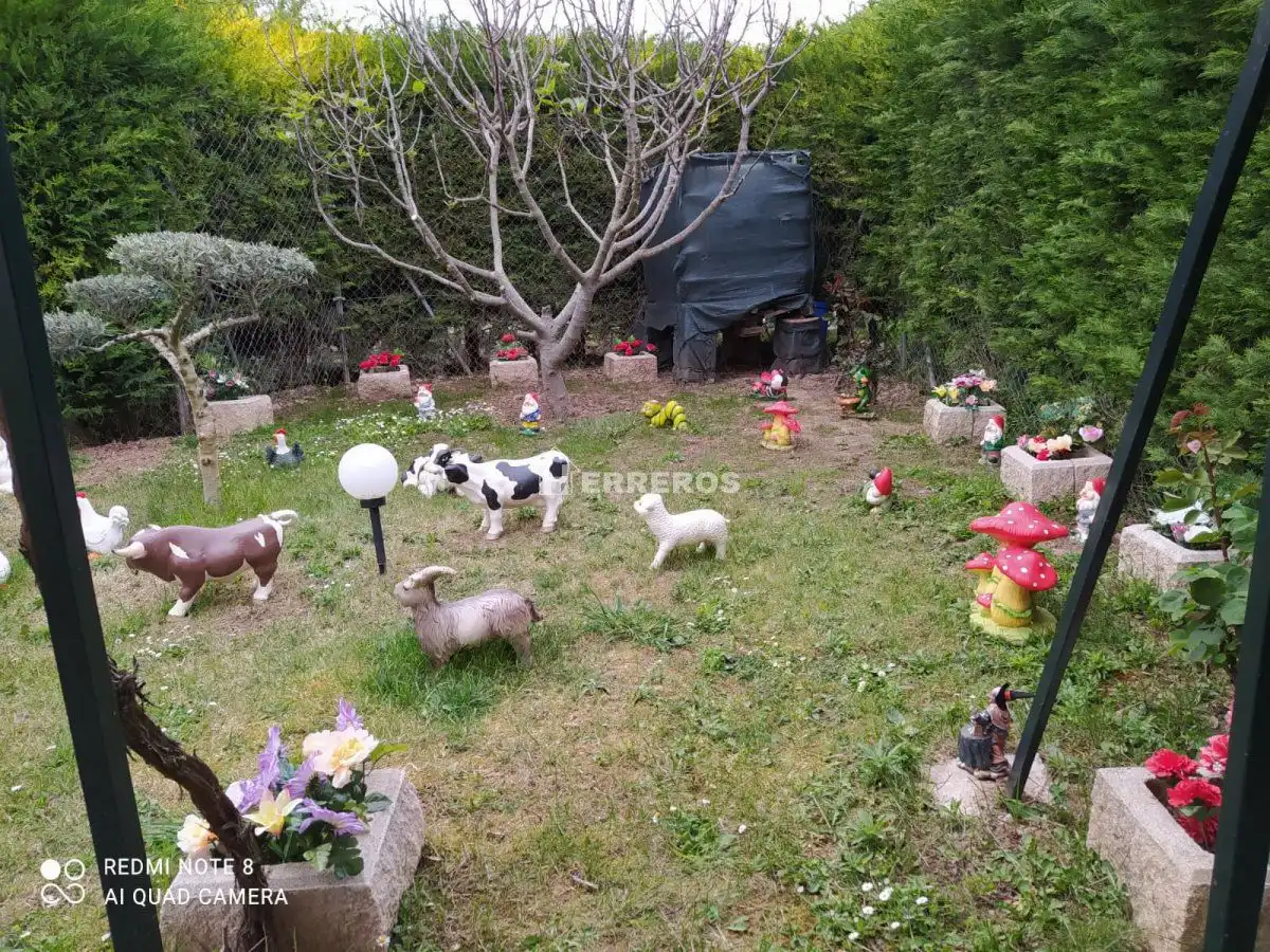 Jardí de Casa o xalet en venda en Murillo de Río Leza amb Calefacció, Traster i Moblat
