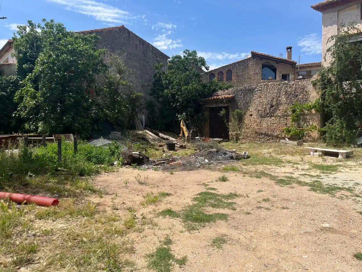 Houses for sale in Flaçà  with Terrace and Storage room