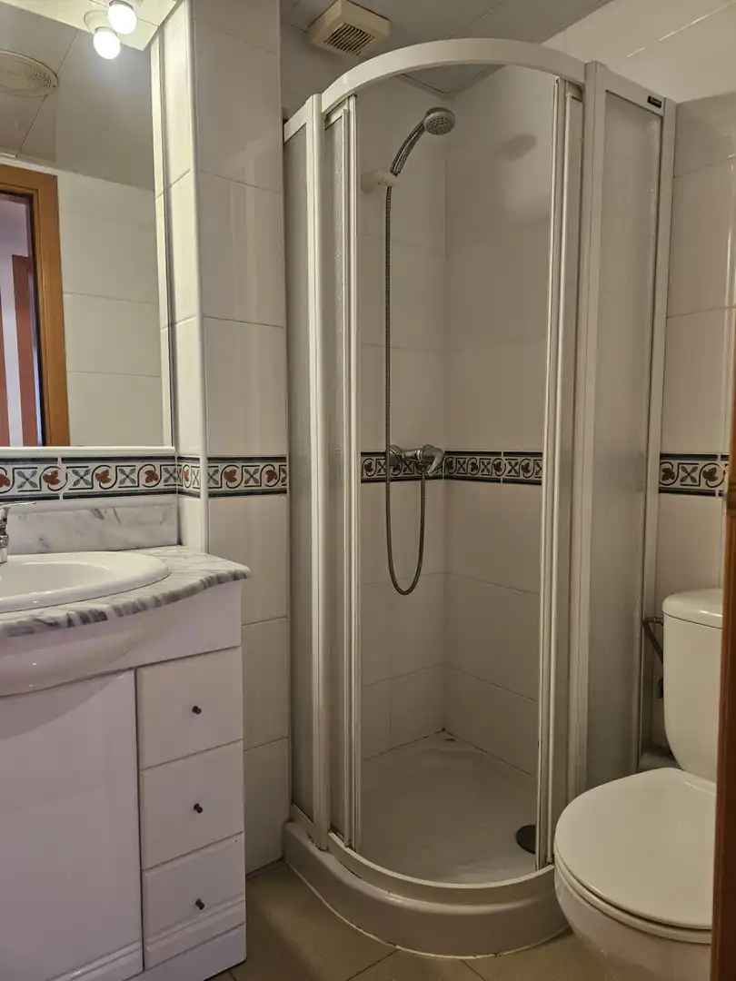 Bathroom of Flat for sale in Sant Sadurní d'Anoia  with Private garden, Parquet flooring and Storage room
