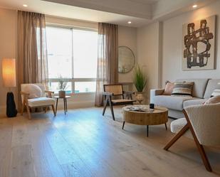 Sala d'estar de Apartament per a compartir en  Madrid Capital amb Aire condicionat i Terrassa