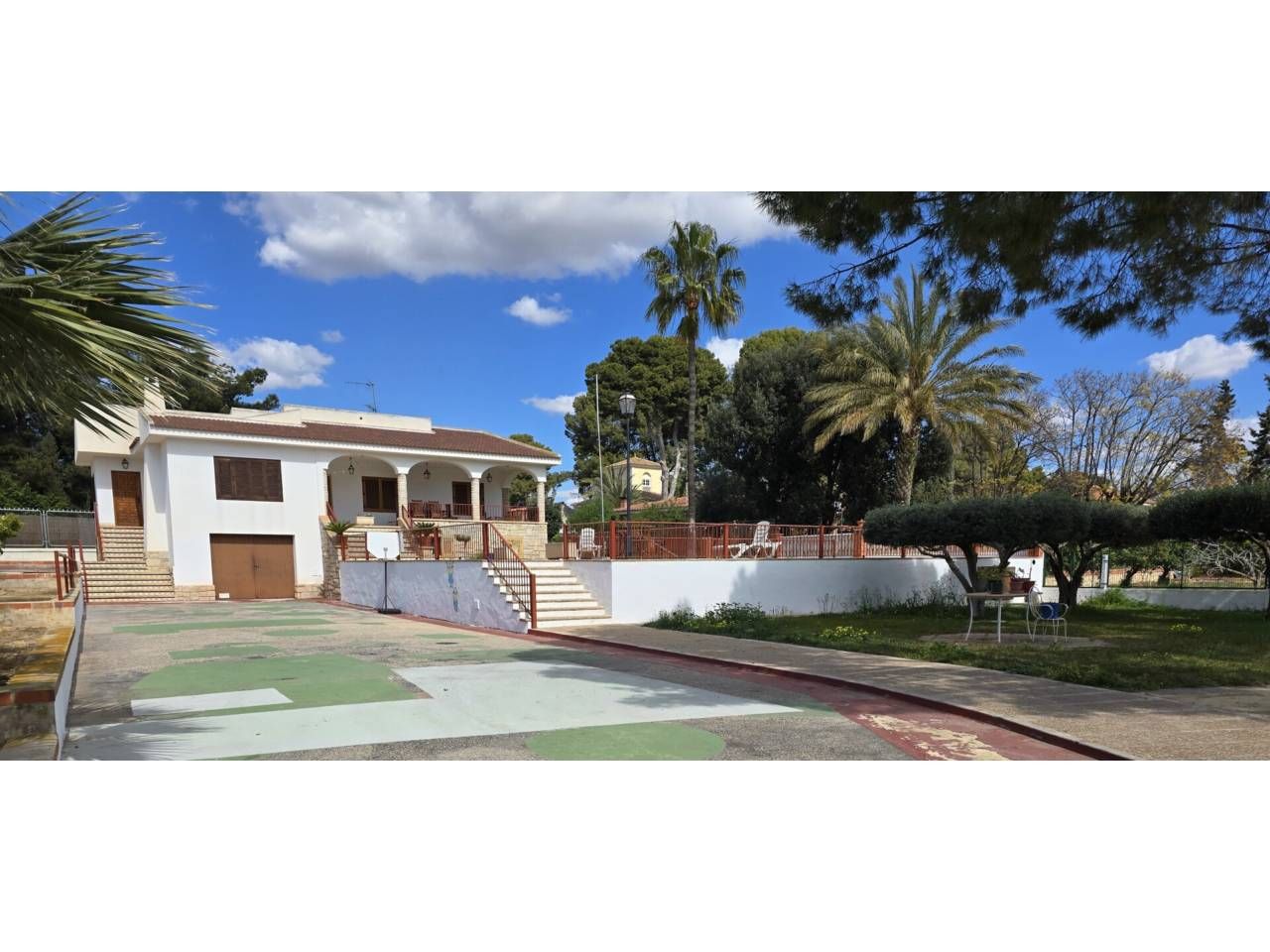 Exterior view of House or chalet for sale in San Vicente del Raspeig / Sant Vicent del Raspeig  with Private garden, Terrace and Swimming Pool