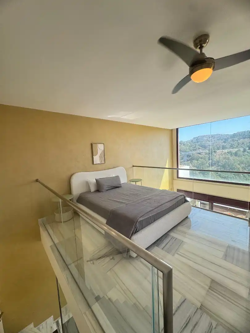 Habitación de Ático de alquiler en Benahavís con Aire acondicionado, Calefacción y Terraza