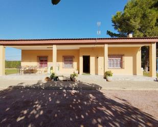 Vista exterior de Casa o xalet en venda en Alicante / Alacant amb Aire condicionat, Terrassa i Piscina