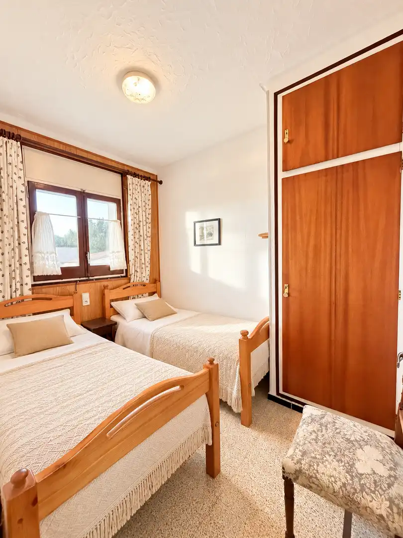 Schlafzimmer von Wohnungen zum Verkauf in Empuriabrava mit Klimaanlage, Terrasse und Möbliert