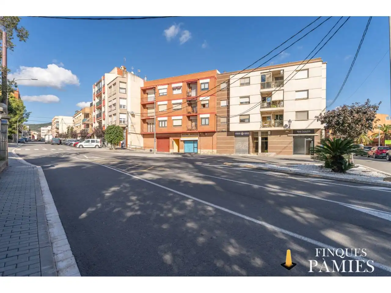Vista exterior de Local en venta en Les Borges del Camp con Aire acondicionado y Alarma